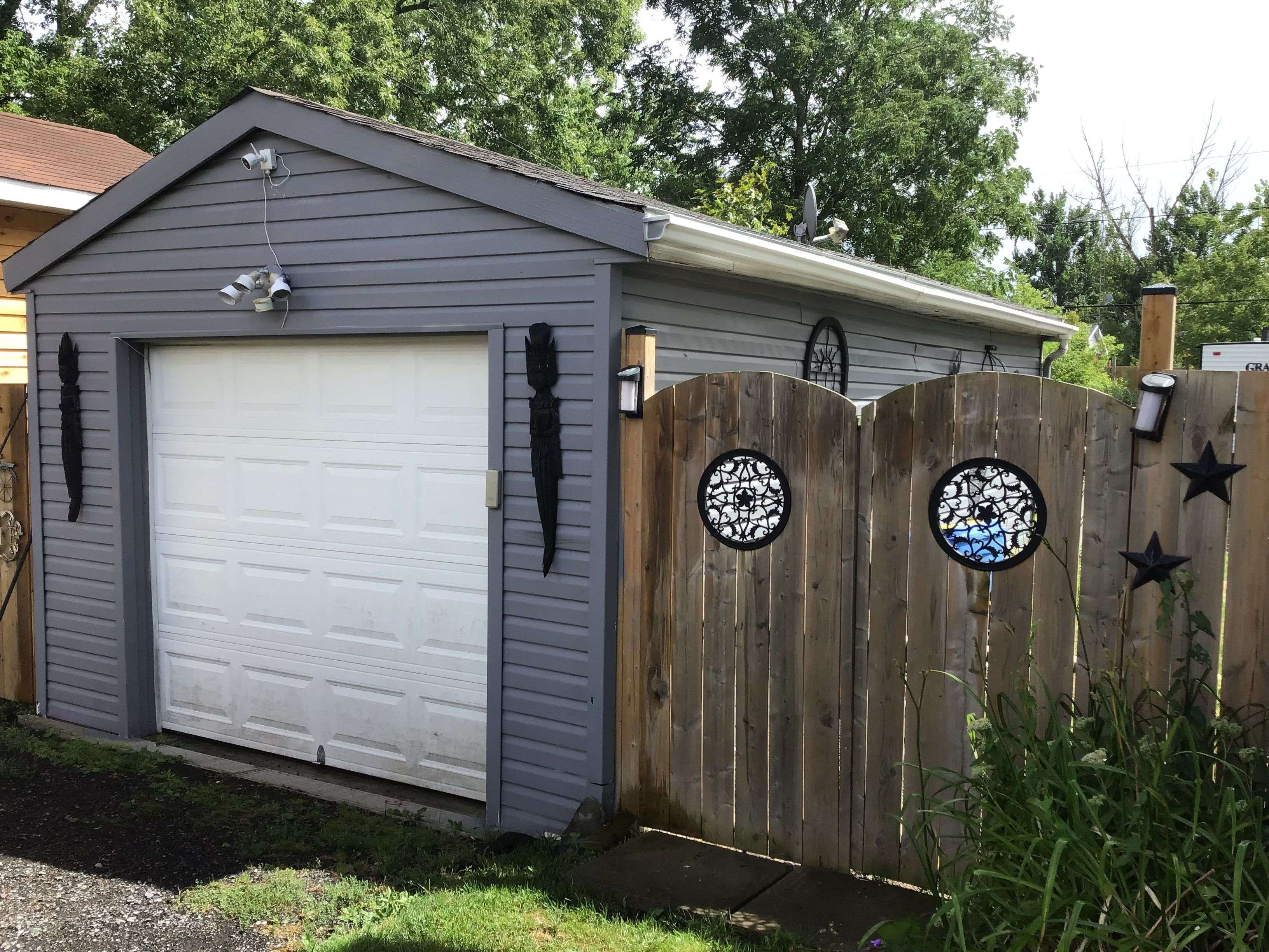 20 King ST W, Kawartha Lakes, ON K0L 2W0