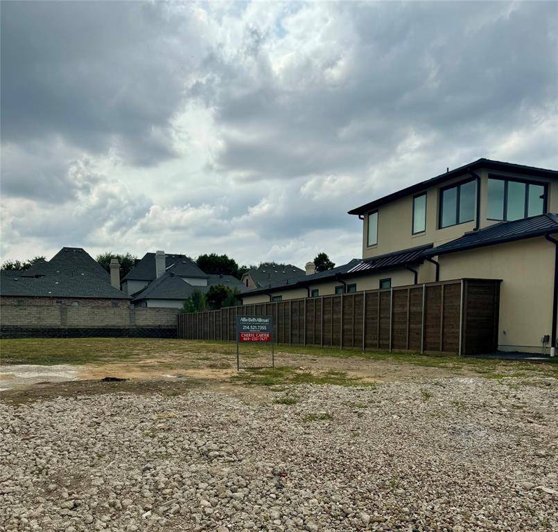 9111 Bluff Hollow Court, Dallas, TX 75220