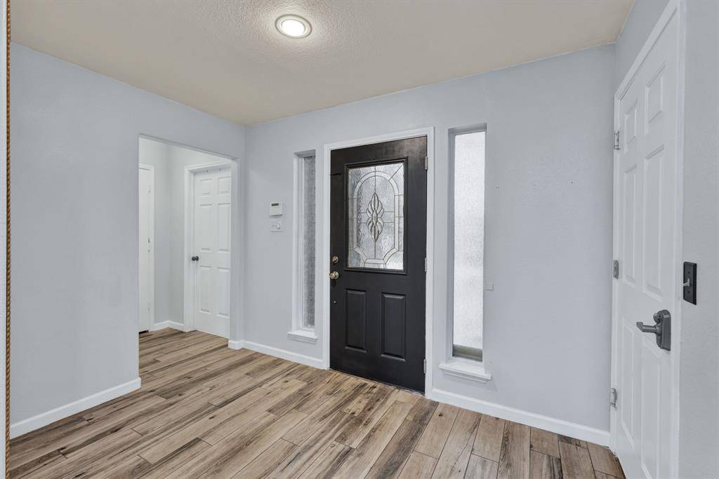 317 Benton Drive, Roanoke, TX 76262