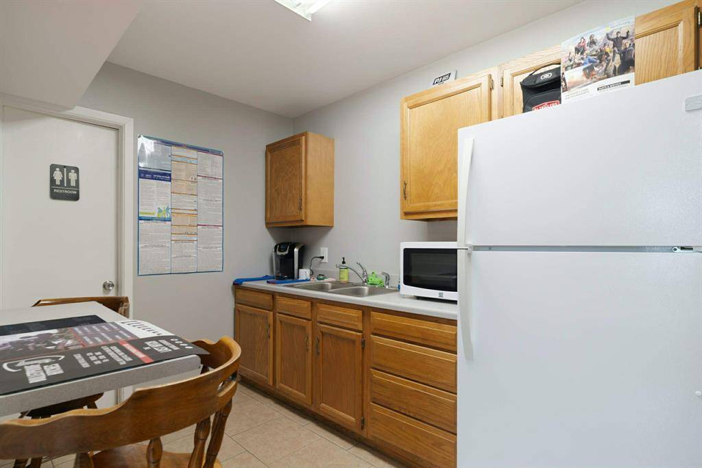 2975 S Church, Paris, TX 75460