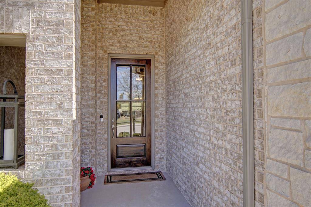 1108 Crown Valley Drive, Weatherford, TX 76087