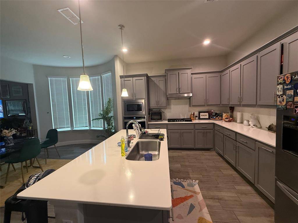 1121 Knightsbridge Road, Argyle, TX 76226