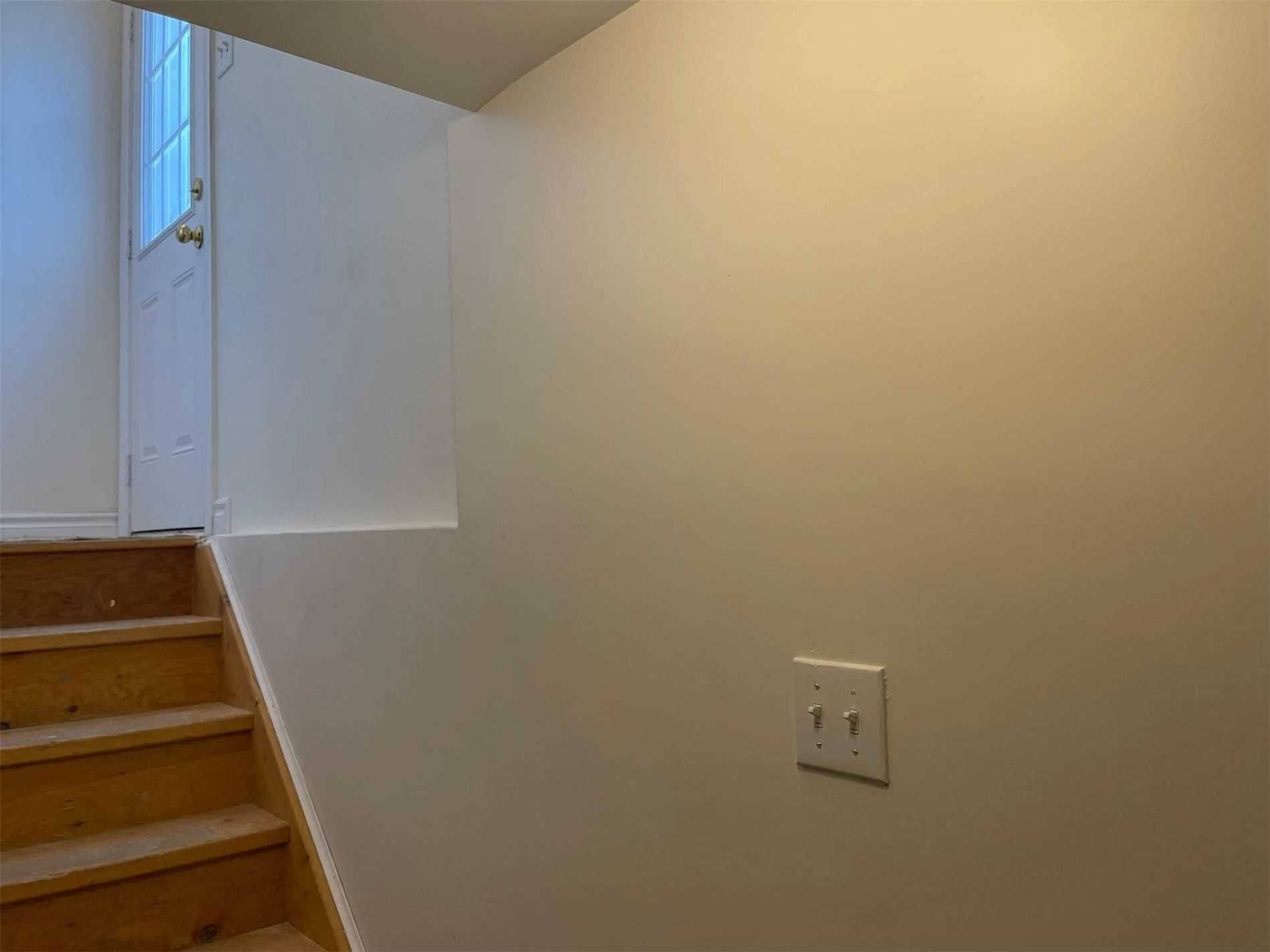 41 Graham ST #Lower Unit, Springwater, ON L0L 1P0