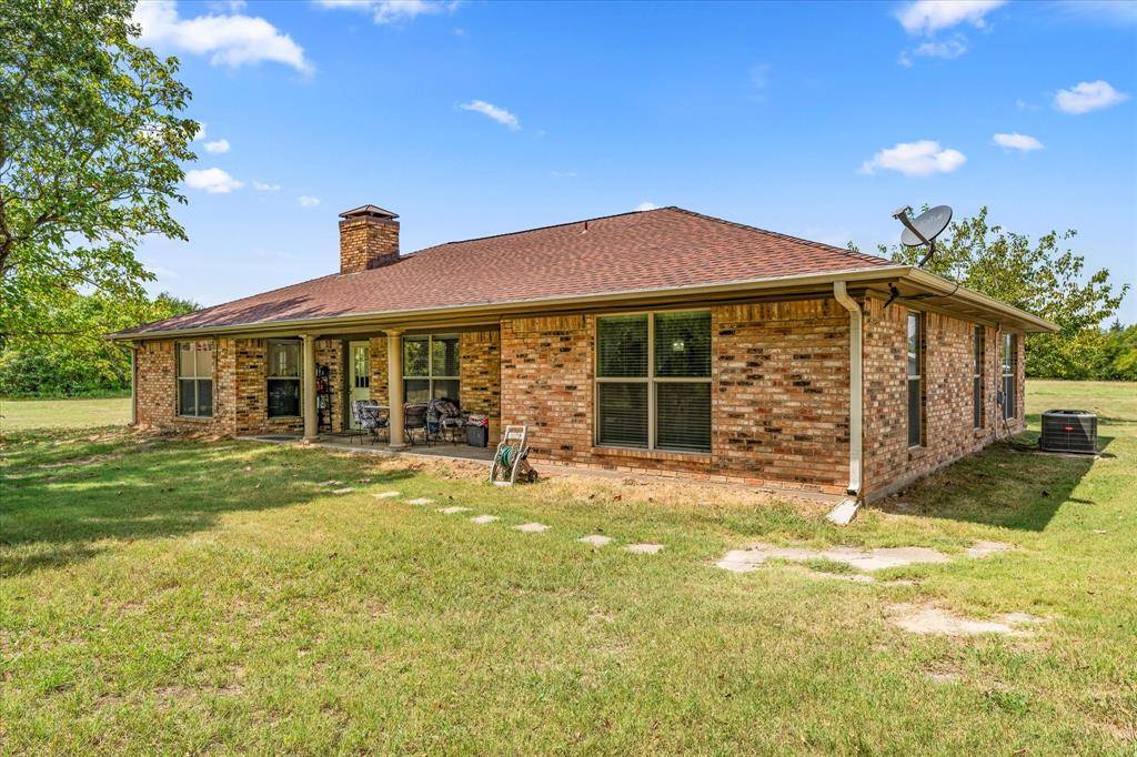 2569 Fm-55, Barry, TX 75102