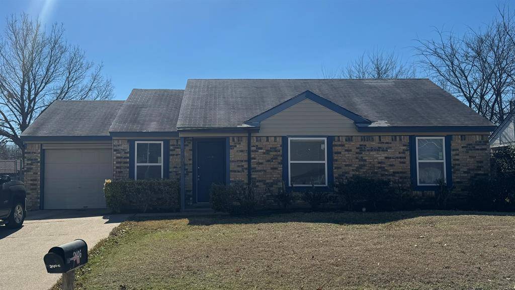 2406 Villanova Street, Arlington, TX 76018