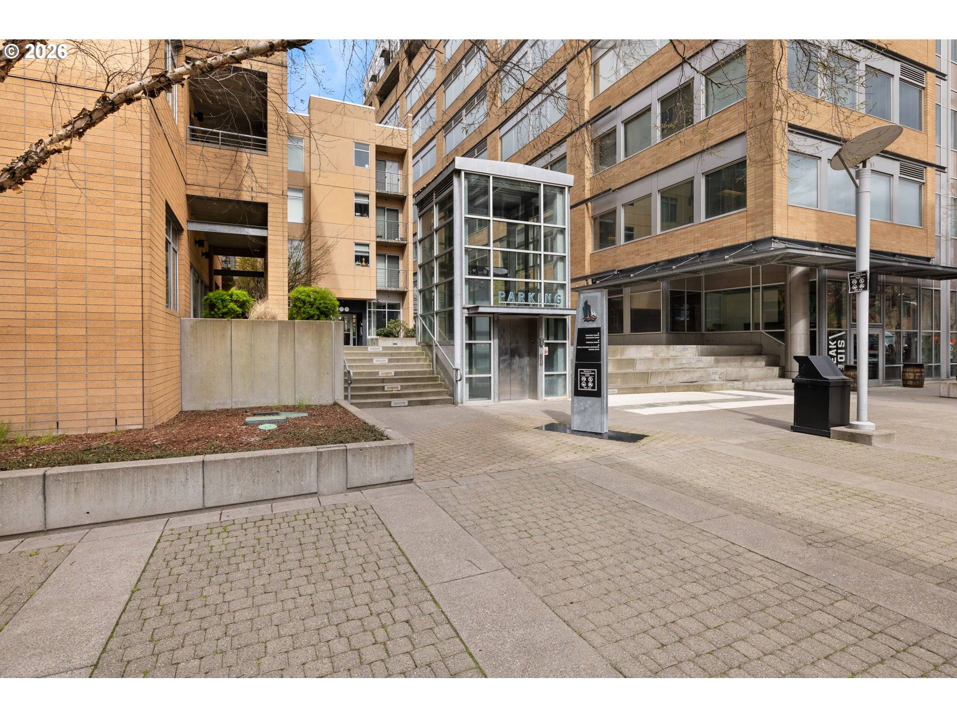 701 COLUMBIA ST #105, Vancouver, WA 98660