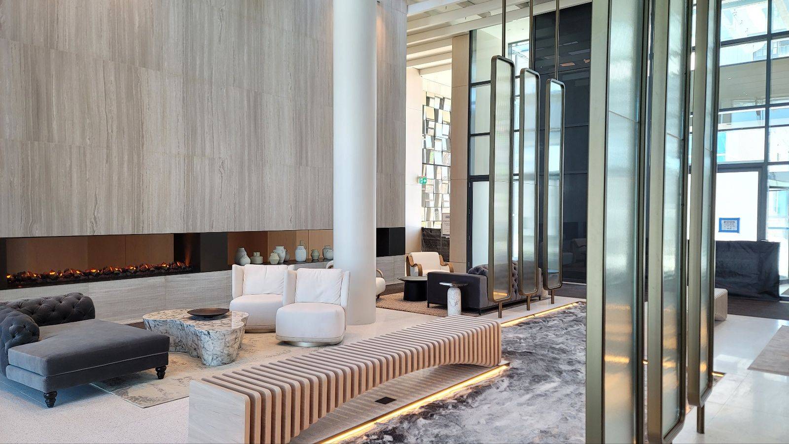 195 Commerce ST #3216, Vaughan, ON L4K 0P9