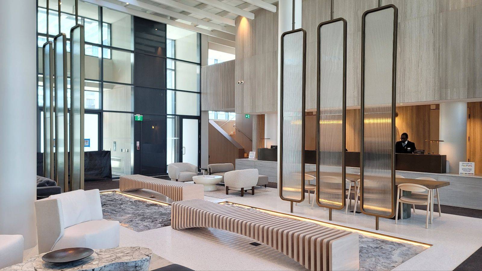 195 Commerce ST #3216, Vaughan, ON L4K 0P9