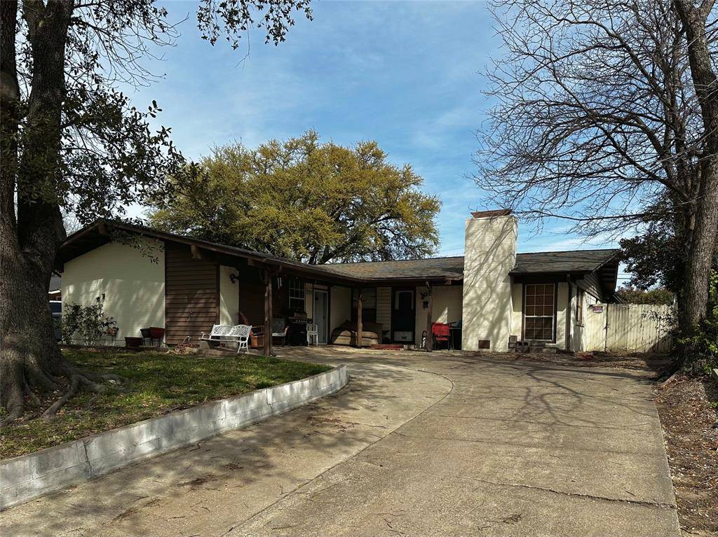2975 Leahy Drive, Dallas, TX 75229