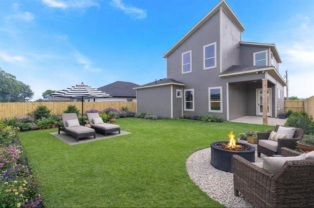 2421 Gooch Street, Dallas, TX 75241