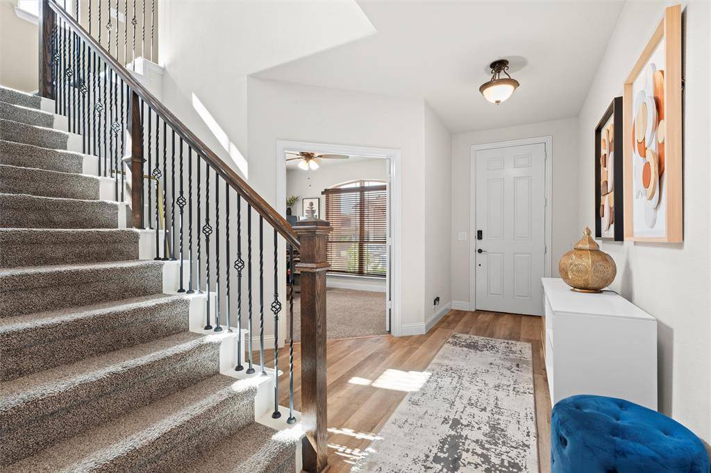 1121 Snowy Owl Drive, Alvarado, TX 76009