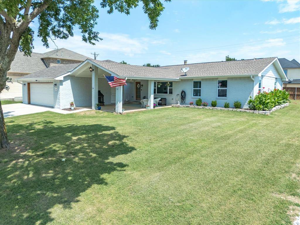 645 Woodcrest Drive, Lakewood Village, TX 75068