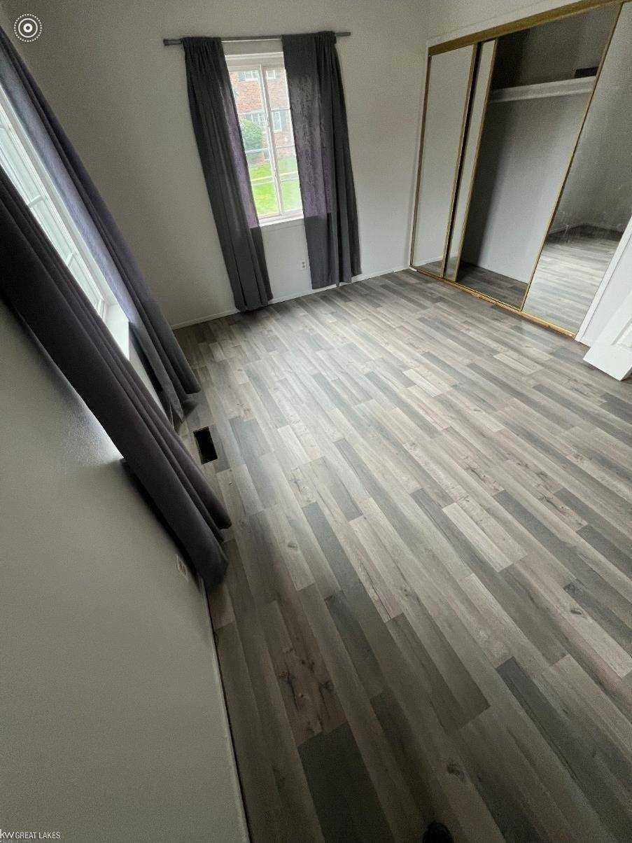 25325 Shiawassee CIR, Southfield, MI 48033