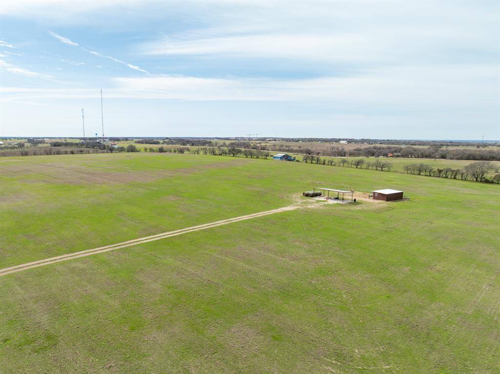 325 HCR 4264, Bynum, TX 76631
