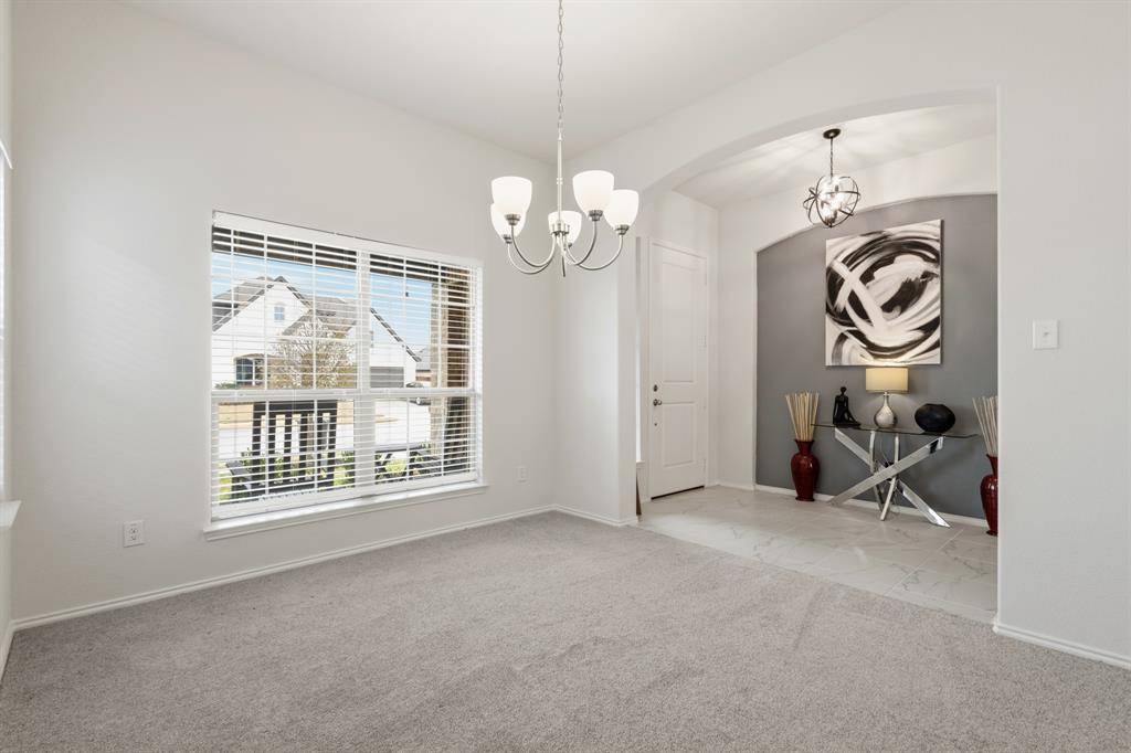 908 Madeline Lane, Cleburne, TX 76033