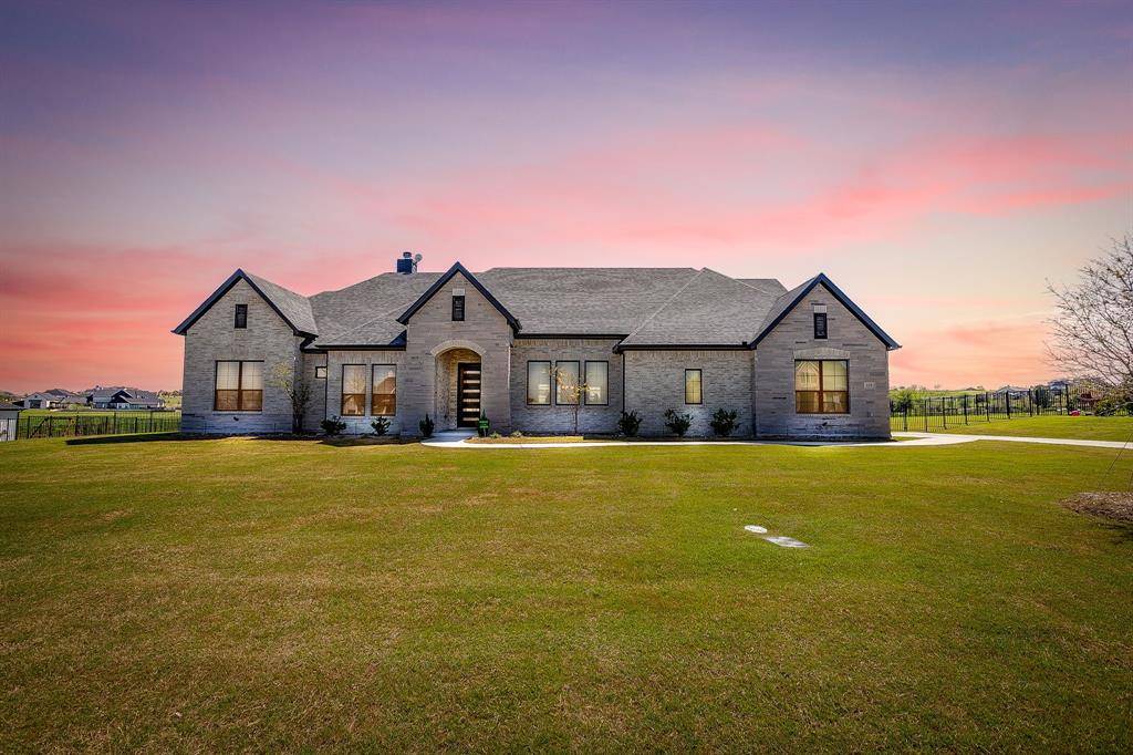 329 Mescalero Street, Aledo, TX 76008