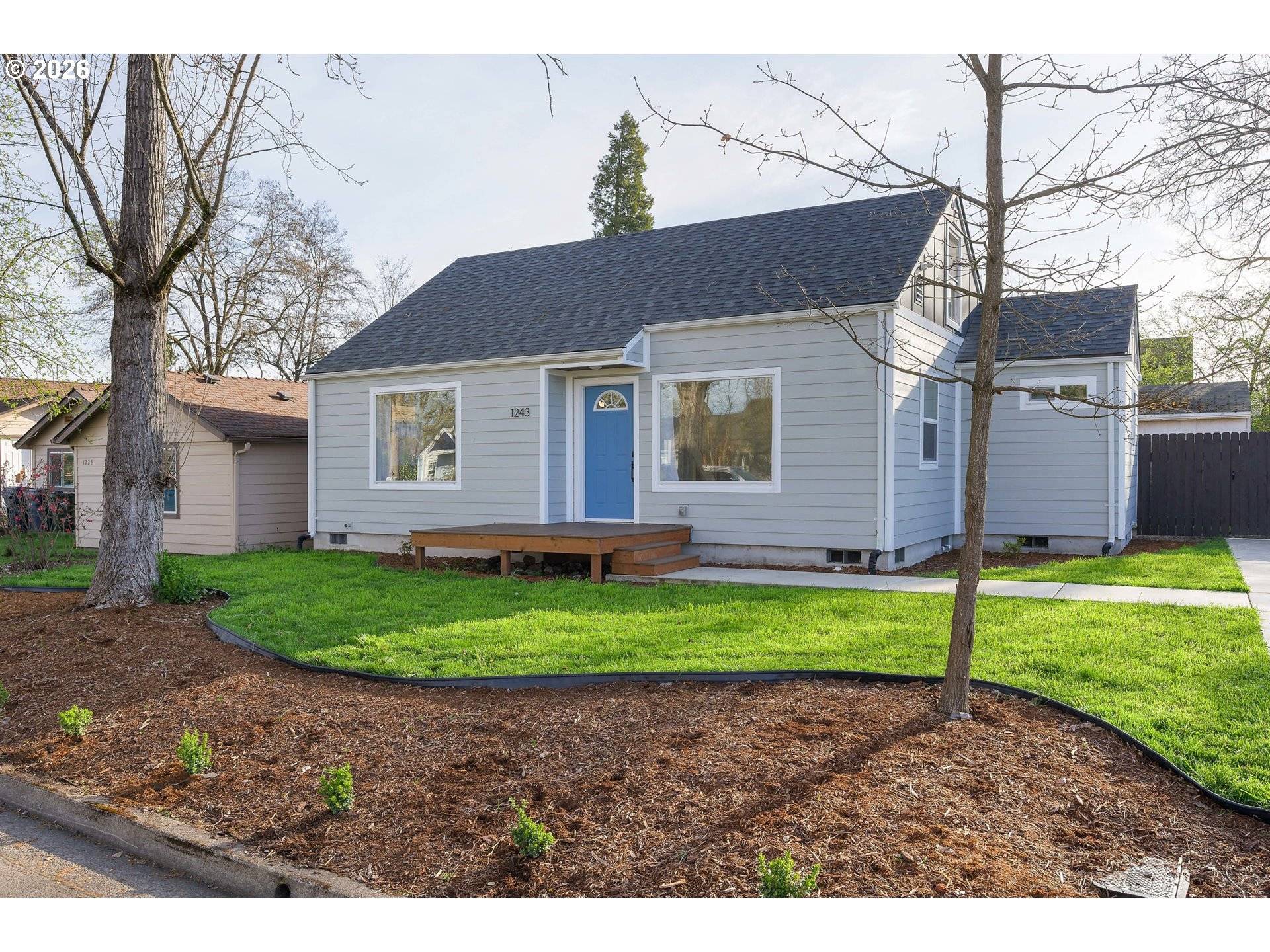 1243 HAYES ST, Eugene, OR 97402