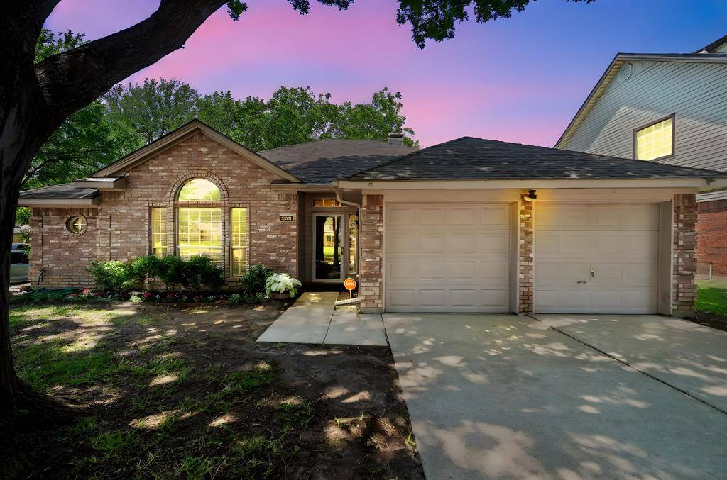 7501 Lake Arrowhead Drive, Fort Worth, TX 76137
