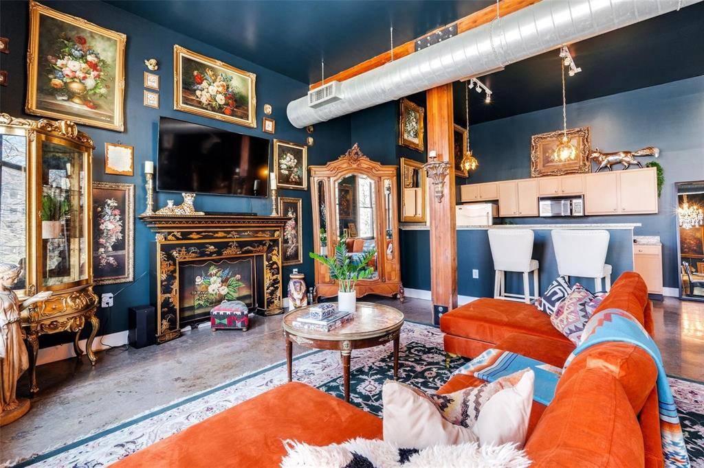 2502 Live Oak Street #116, Dallas, TX 75204