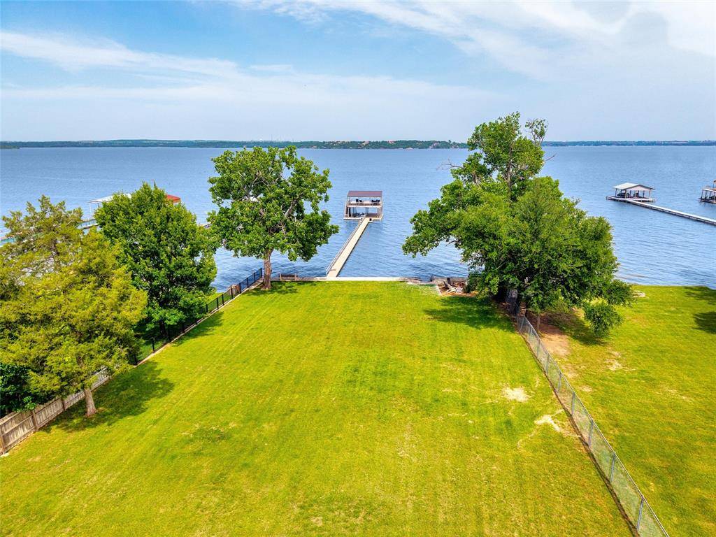 216 N Broadway Road, Azle, TX 76020