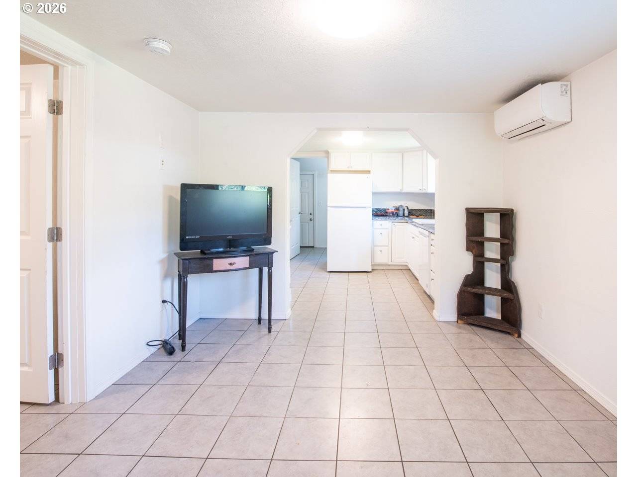 37526 ROW RIVER RD, Dorena, OR 97434