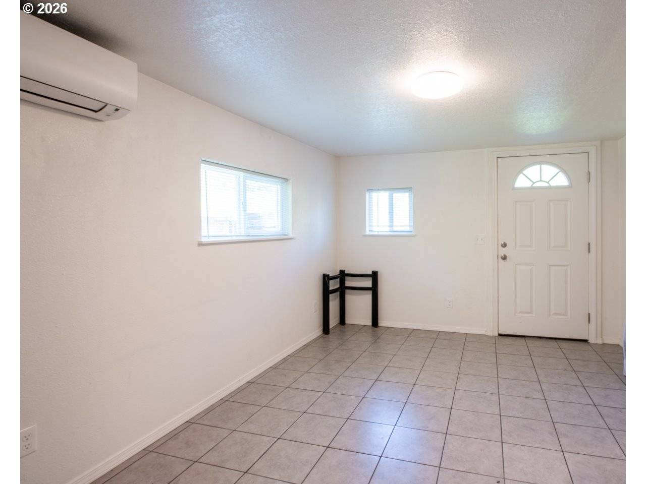 37526 ROW RIVER RD, Dorena, OR 97434