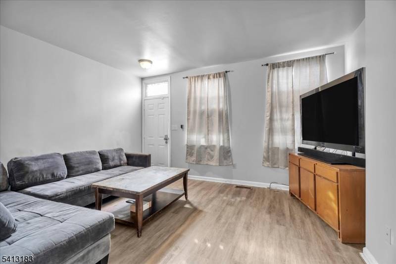 109 Hudson St, Gloucester City, NJ 08030