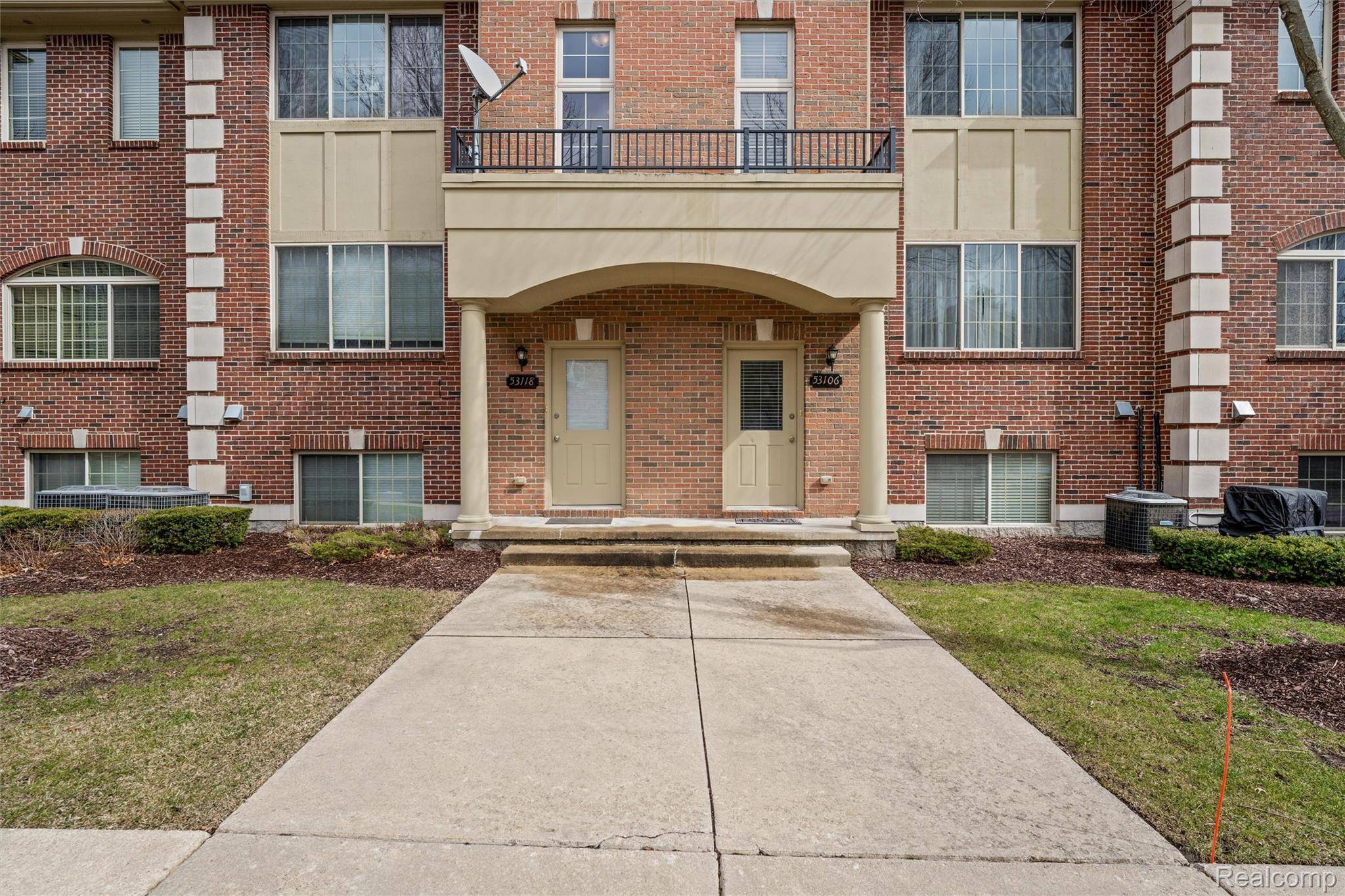 53118 Celtic DR, Shelby Charter Township, MI 48315