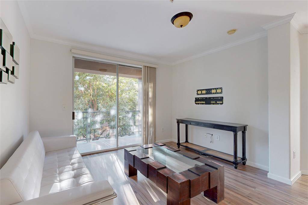 330 Las Colinas Boulevard E #252, Irving, TX 75039