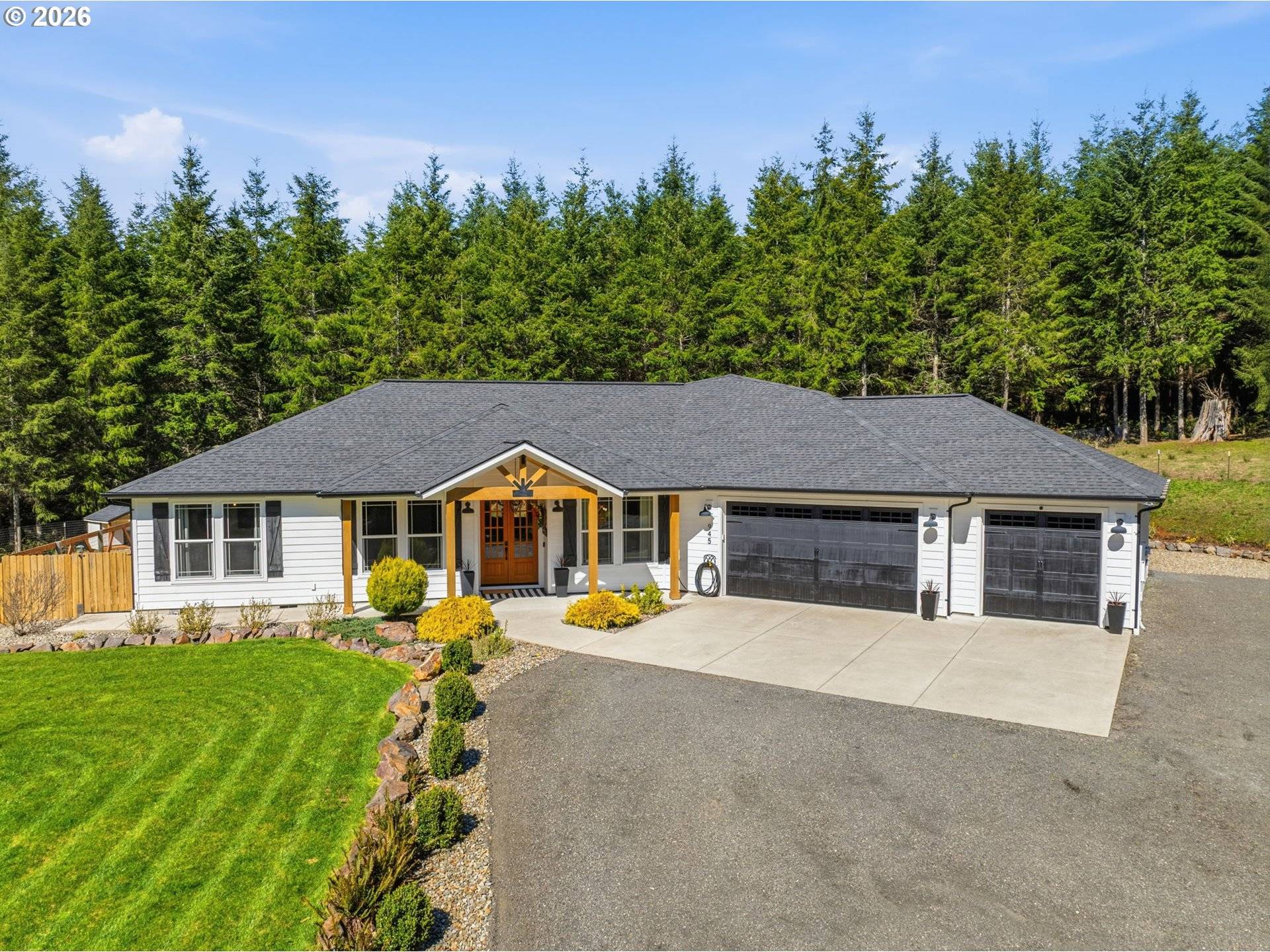 945 THIMBLEBERRY DR, Castle Rock, WA 98611