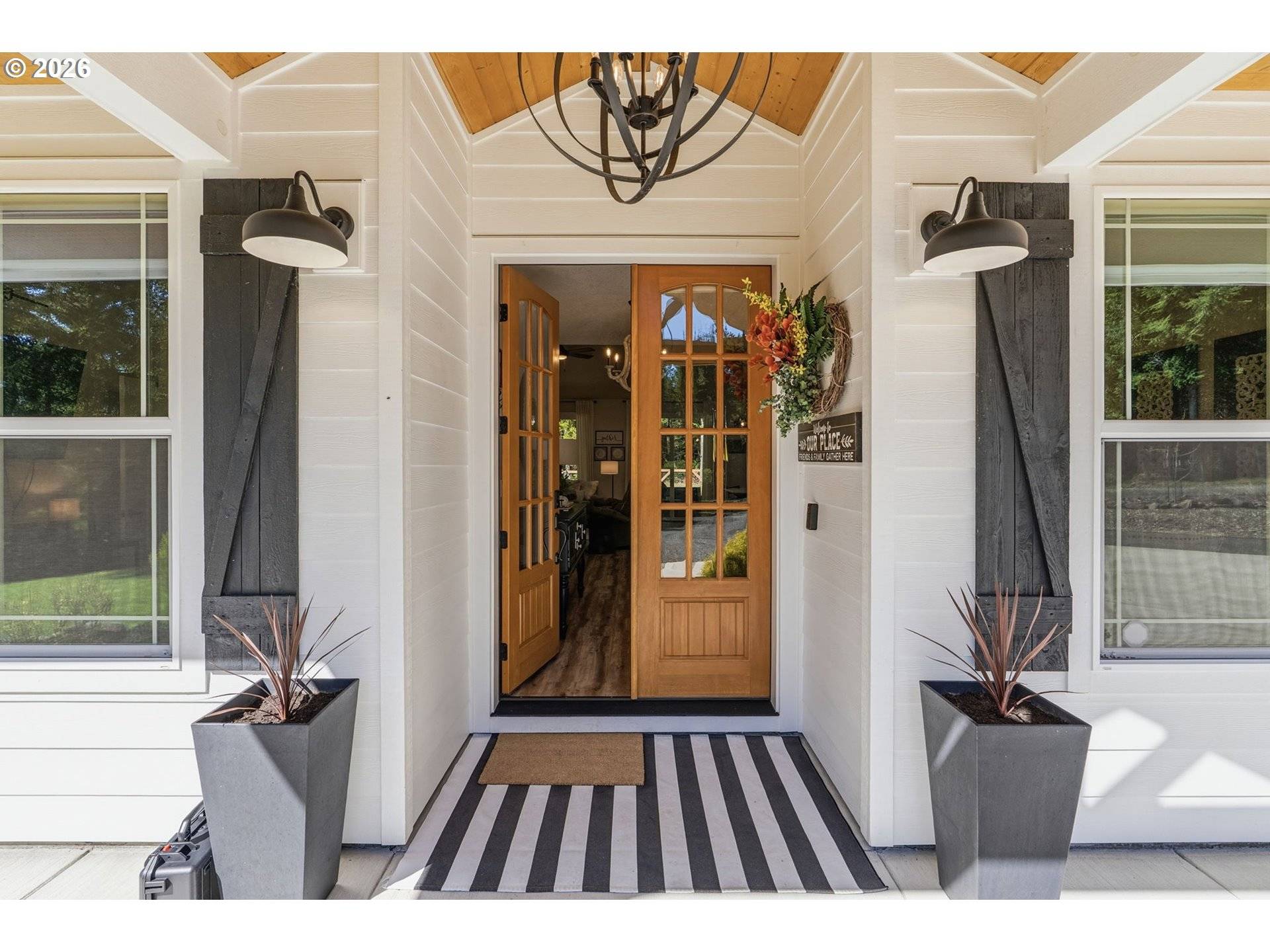 945 THIMBLEBERRY DR, Castle Rock, WA 98611