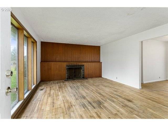 11272 NE KNOTT ST, Portland, OR 97220