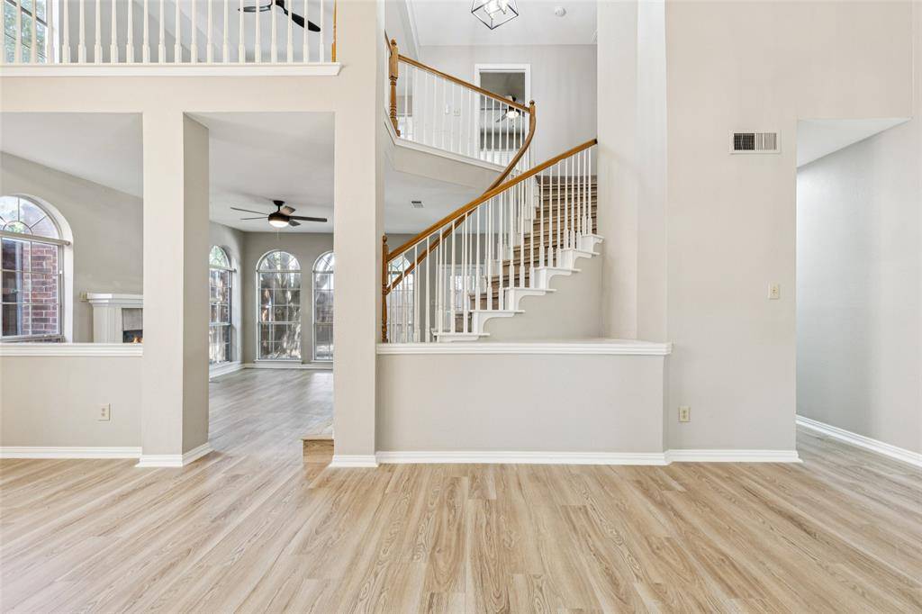 400 Black Rock Court, Irving, TX 75063