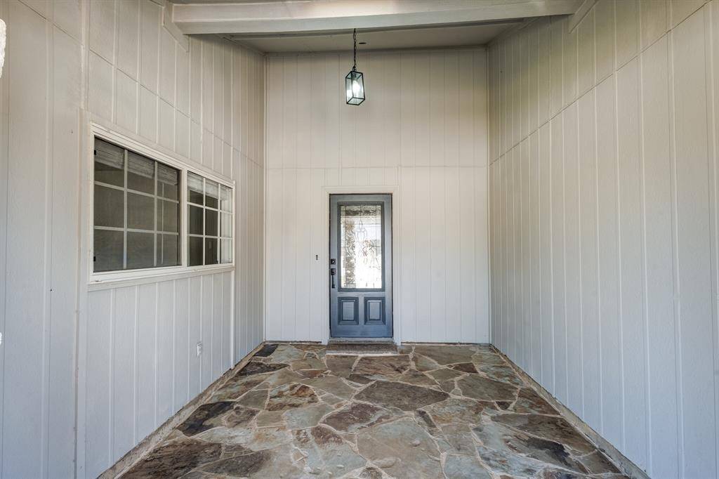 2318 Overbrook Drive, Arlington, TX 76014