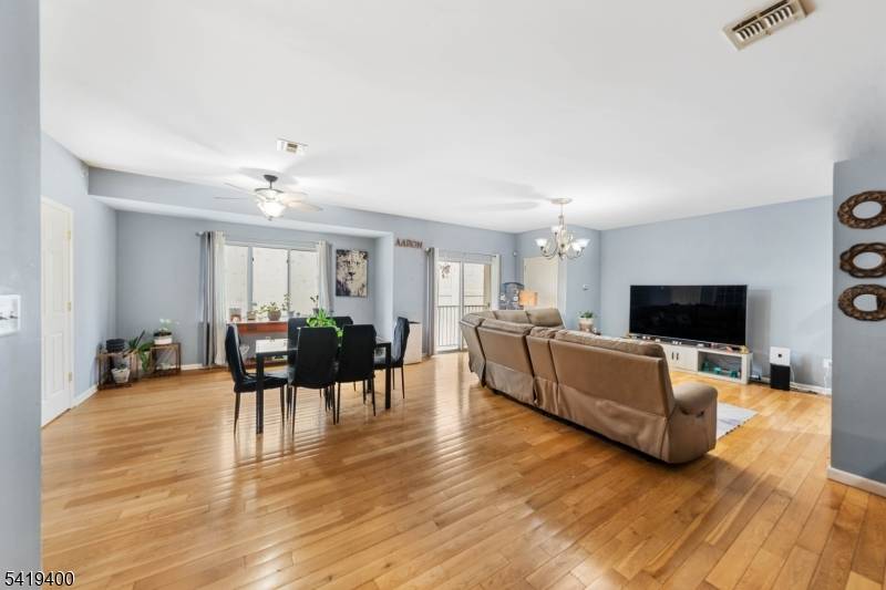 349-353 W Grand St #206, Elizabeth City, NJ 07202