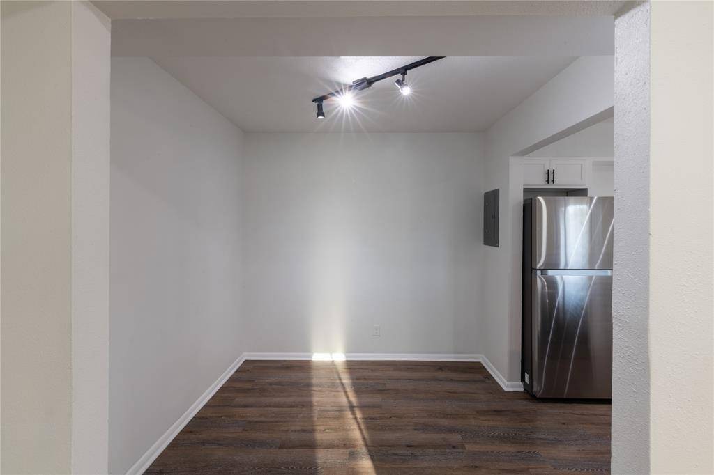 5921 Gaston Avenue, Dallas, TX 75214