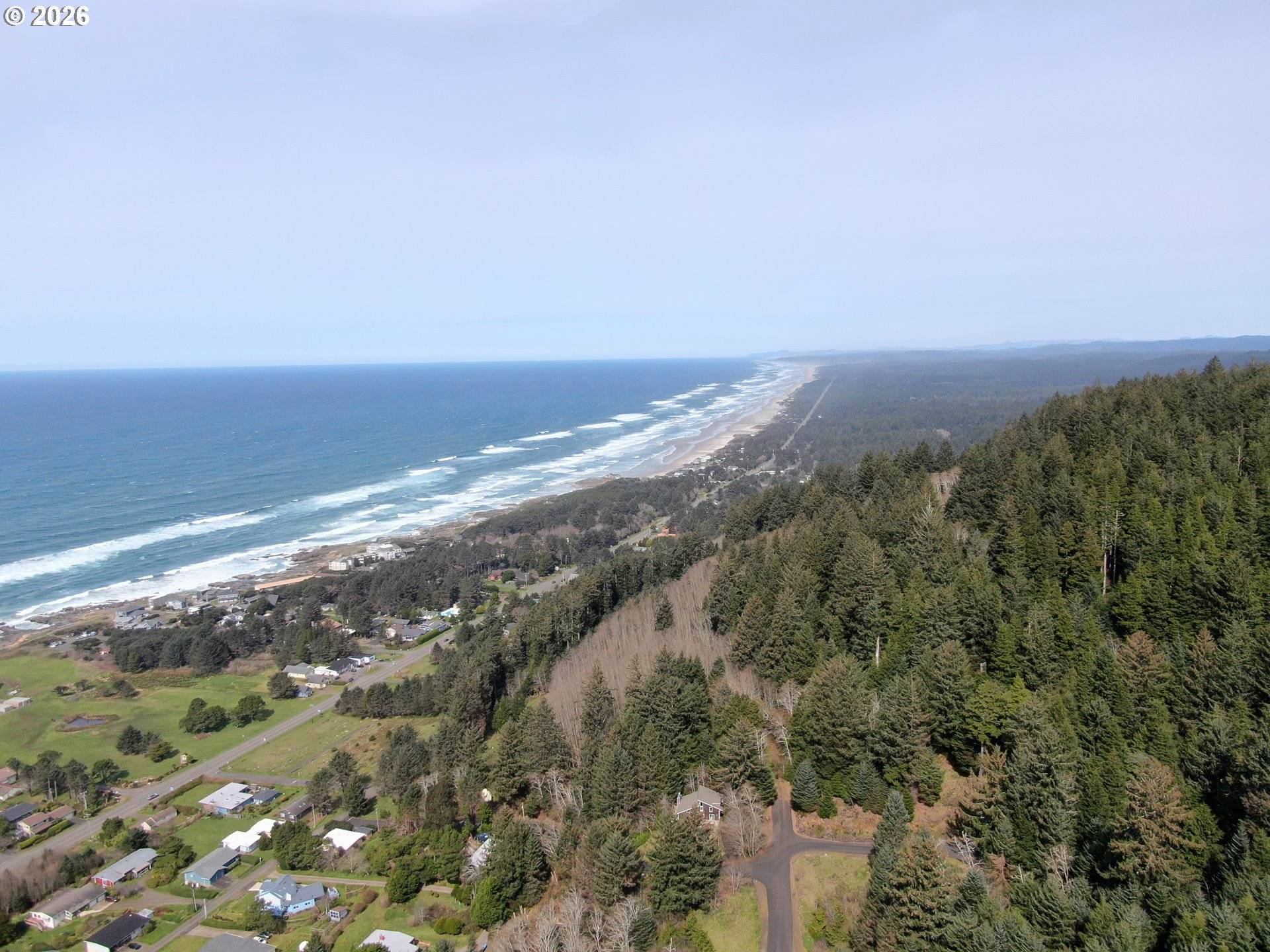 16 Gimlet LN, Yachats, OR 97498