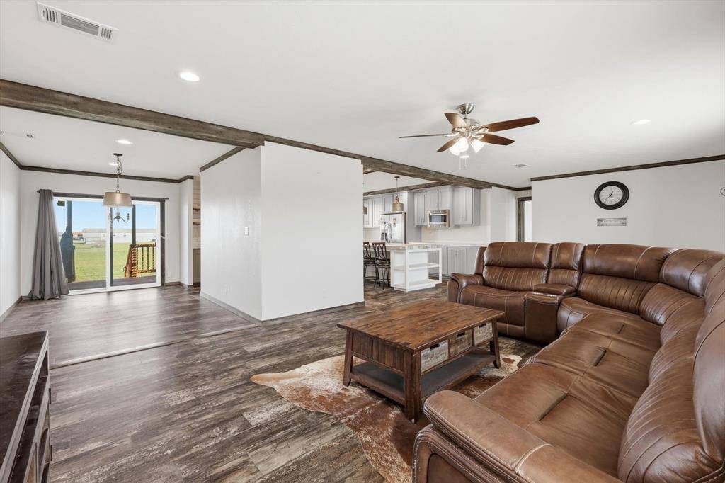 1115 Daytona Drive, Rhome, TX 76078