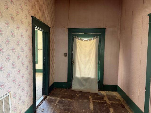 950 W Bonham Avenue, Cooper, TX 75432