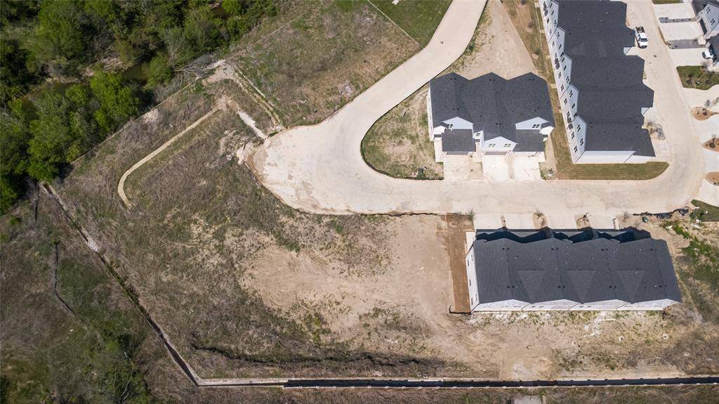 838 Premier Parkway, Grand Prairie, TX 75051