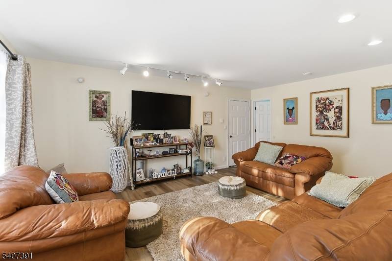 17 Talmage Ave, Bound Brook Boro, NJ 08805