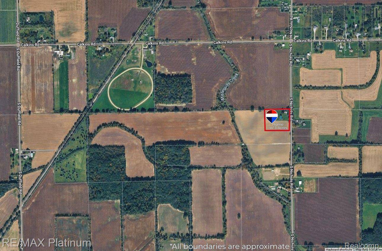 1136 S Nichols RD, Clayton Charter Township, MI 48473