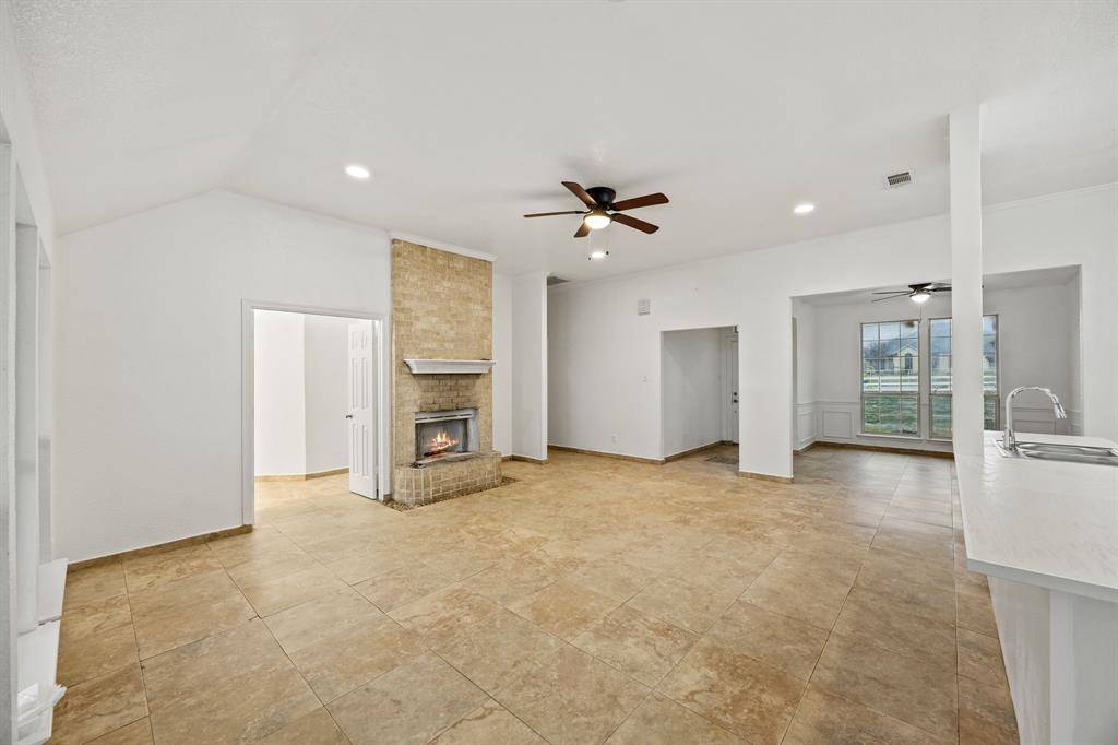 2933 Alliance Trail, Haslet, TX 76052