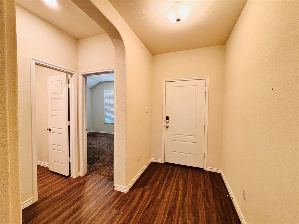 4104 Spur Trail, Denton, TX 76208