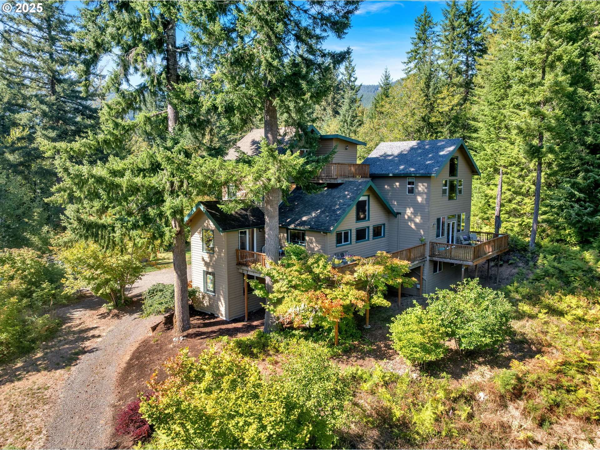 20497 E LOLO PASS RD, Rhododendron, OR 97049