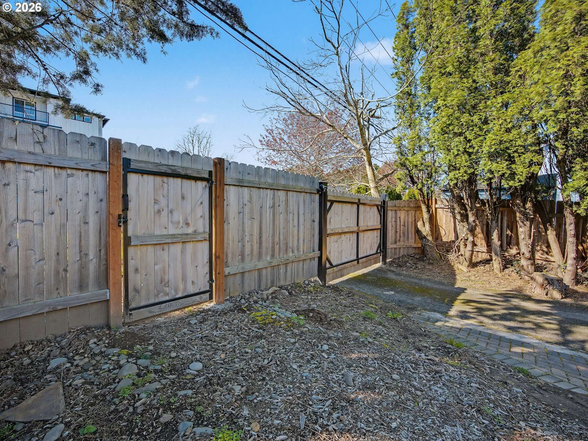 907 SW HALSEY ST, Troutdale, OR 97060