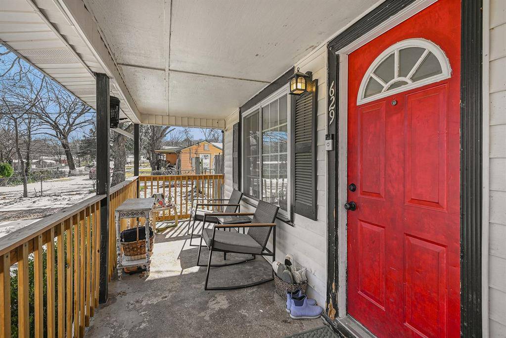 629 Alameda Road, Azle, TX 76020