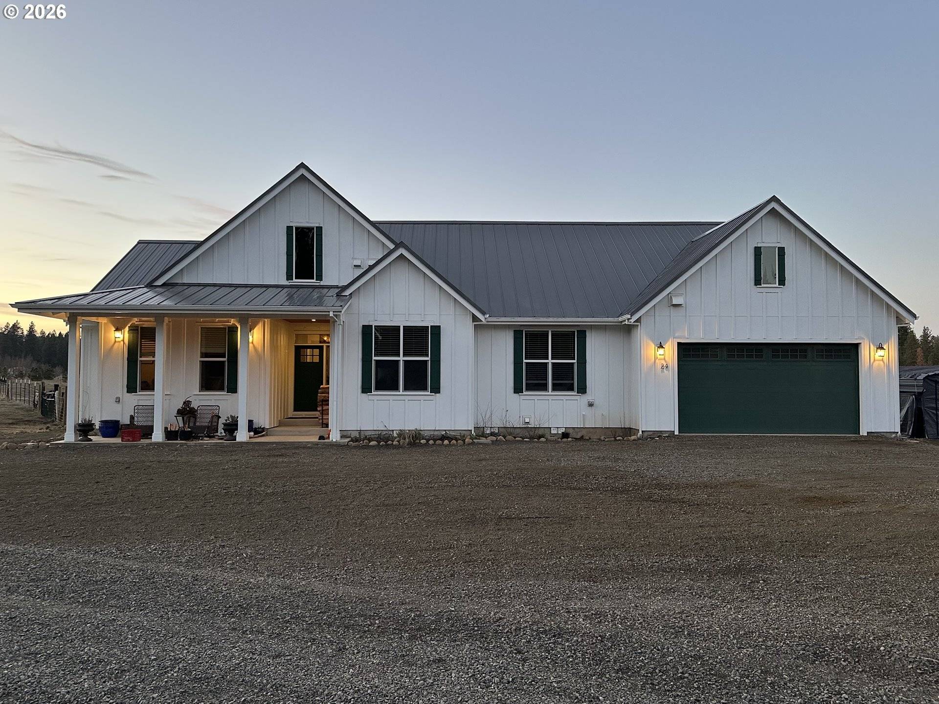 24 BACON CREEK RD, Glenwood, WA 98619