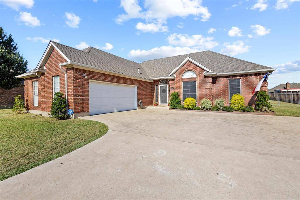 406 Sunshine Trail, Bells, TX 75414