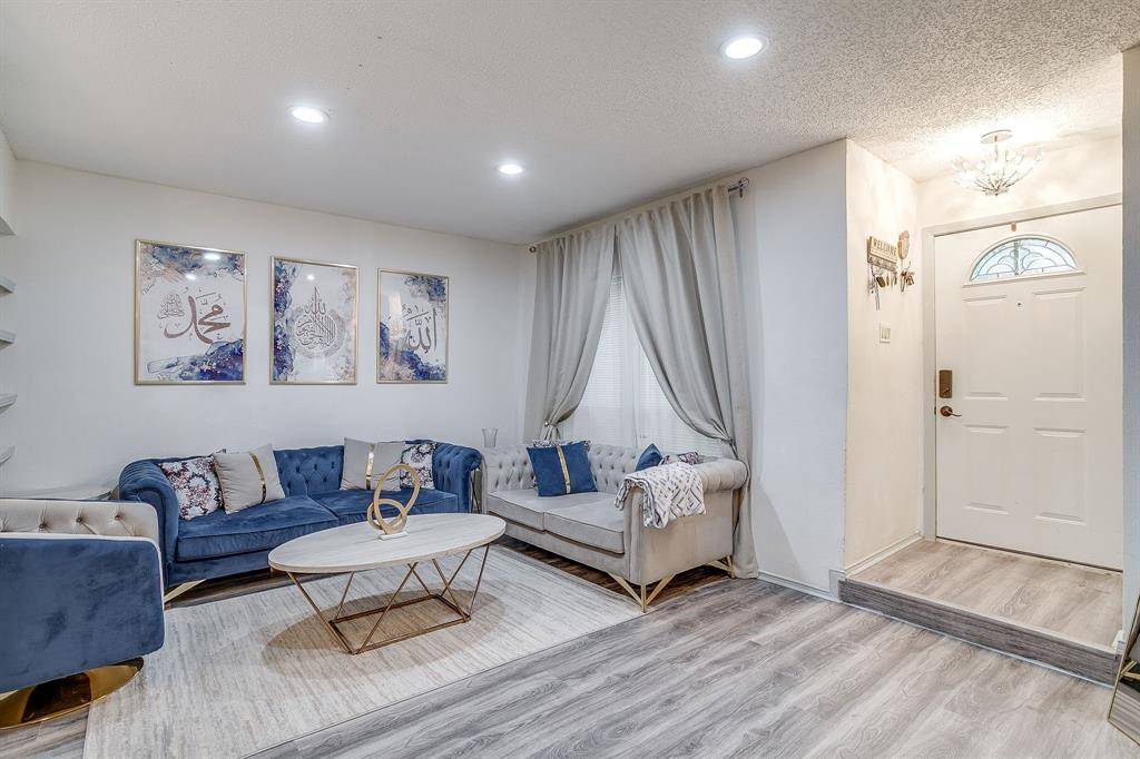 2117 Park Willow Lane #D, Arlington, TX 76011